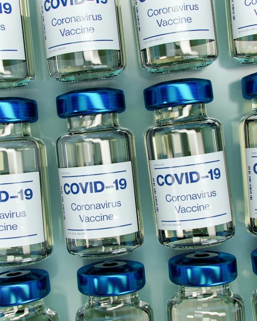 Students are invited to meet the new academic year while being vaccinated against COVID-19