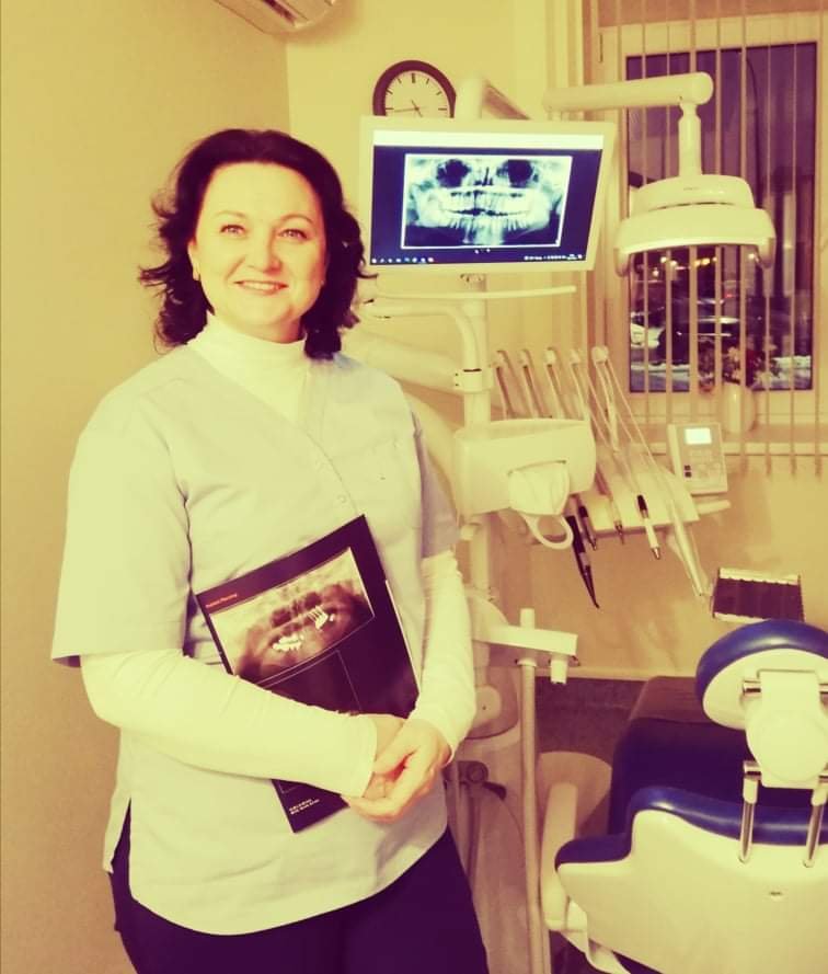 Odontologinė priežiūra, Renata Enzelienė
