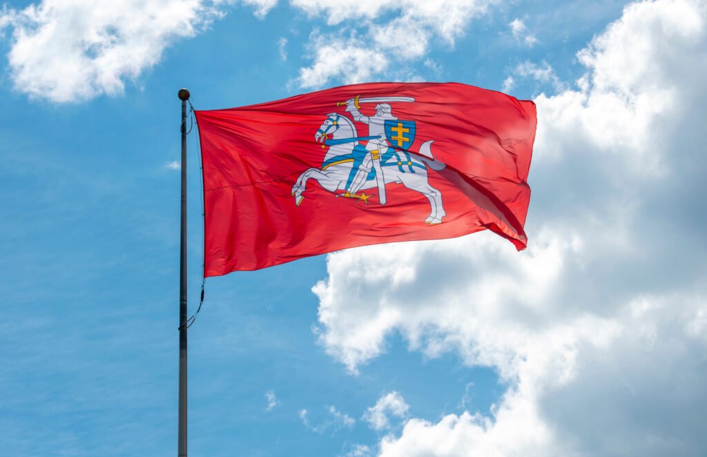 Iškilminga Lietuvos istorinės vėliavos įteikimo ceremonija